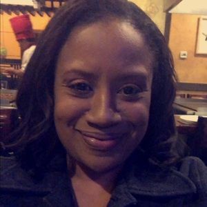 Meet your Posher, Yvette